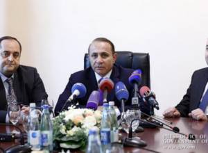 Премьер представил нового министра