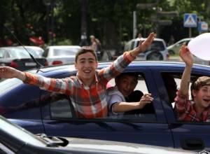 About 25,000 leave school today: What did 12 years of schooling give them?