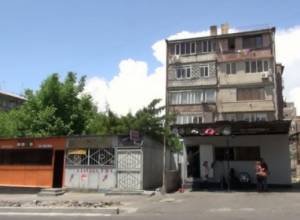 Stand owners are deprived of daily bread