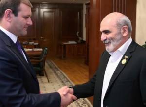 Микаэл Погосян награжден