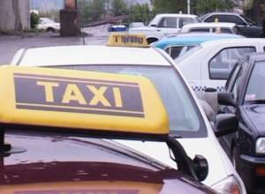Taxi drivers answer to Kiselyov: “Azatutyun”