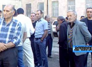 4 человека получили удар из-за  завода &quot;Мика Цемент&quot;