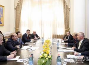 Премьер-министр сделал замечание начальнику полиции