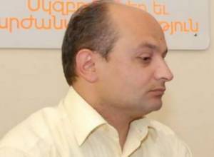 Степа Сафарян берет перерыв