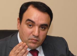 Артур Багдасарян предлагает сделать честь главной