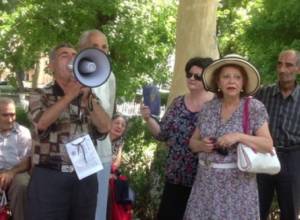 "Деньги делят между собой, а дела закрывают"