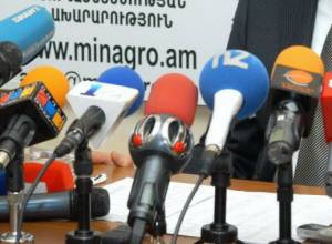 "Under no circumstances will journalists reveal the source of information"