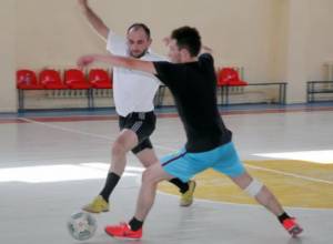 Մրցում են ԱՐՄԵՆԱԼ-ի ճարտարագետներն ու բանվորները