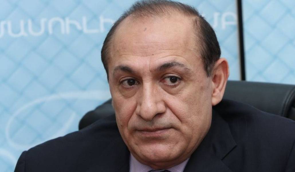 d90aab5b56beee97c01c9c62d88461be