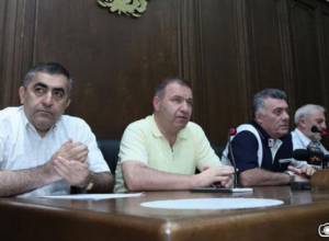 Четверка  обсудила вопрос общего митинга