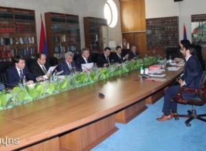 Ваге Григорян дает интервью для должности судьи ЕСПЧ: aravot.am