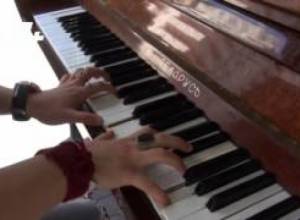 Classical music at Mashtots Park