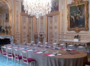 Paris prepares for the meeting of Armenian and the Azerbaijani presidents 