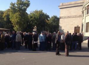 Students unable to arrive in Yerevan from regions