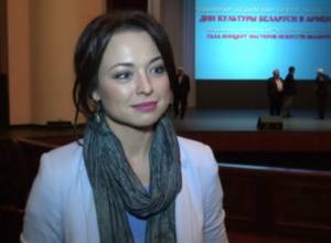  Marina Gritsuk is impressed by singing fountains 