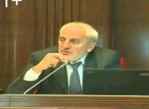 Арам Манукян попросил не учить его