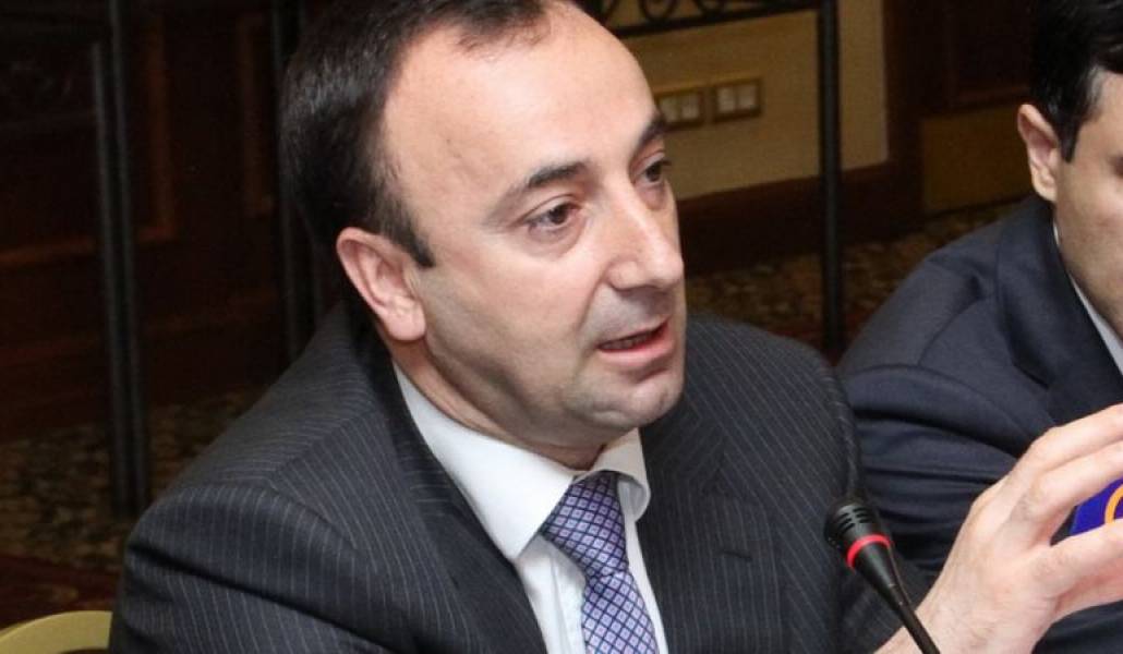 7f1d44436a7ff80261b914f0474462a5