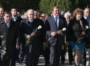 16 лет со дня кончины Ашота Навасардяна