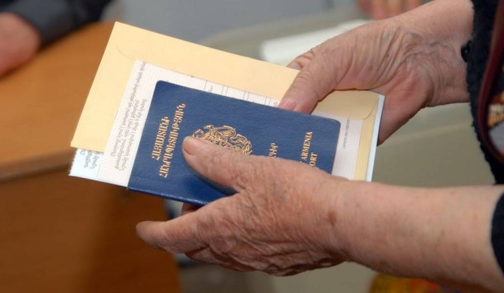 dbcd242abd92e052e769e5e30cce4dfa