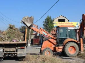 17thousand 500 volunteers at citywide Saturday clean-up