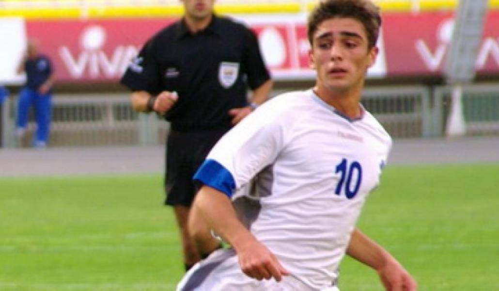 85e738ac1fe702ec18596b130cce8f2e