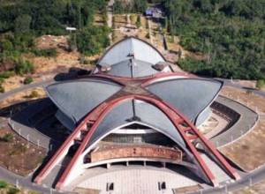 Премьер участвовал в беззаконии?