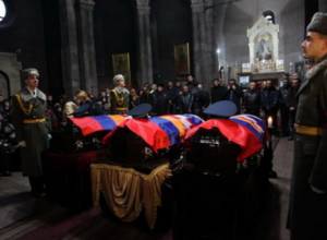 Service for killed Armenian pilots at Yerevan church