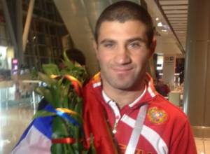 Մավրիկ Նասիբյանը հաղթանակը նվիրել է զոհված օդաչուներին