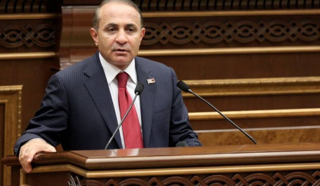 4829de7ca06175d5b72ba0195786f39d