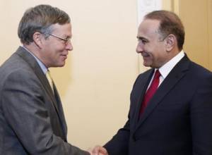 Премьер-министр  попрощался с  Джоном Хефферном