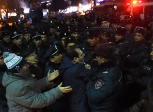 Police warn against carrying arms at public events