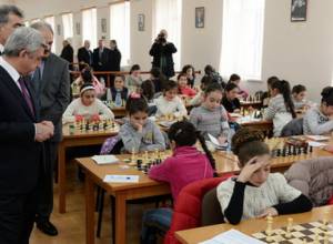 Серж Саргсян посетил шахматную академию