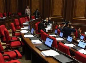 Armenian Parliament to discuss Gyumri events 