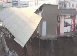 Newly built territory has become a reason for collapse of 5 shops: photos