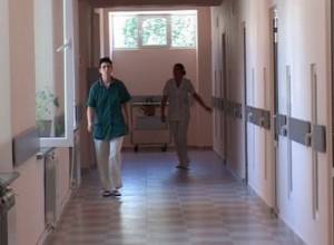 Врачи  борются за жизнь рядового ВС