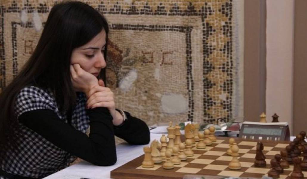 7bbadff122b8cc73b39fd56c3c8d38cb