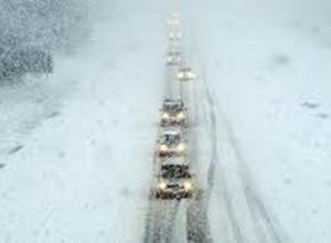Snow strands about 15 vehicles on Vardenyants mountain pass