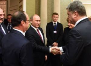 A few buckets of coffee and “Norman Four” signs the agreement