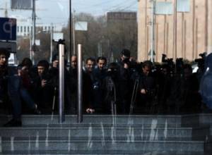 L. Ter-Petrosyan, L. Zurabyan and A. Manukyan arrive at BHK office