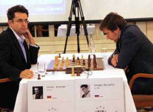 Լեւոն Արոնյանը հայտնվեց ցայտնոտի մեջ