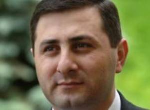 Samvel Farmanyan has no information about Sargsyan-Tsarukyan meeting