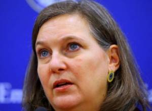 US official does not answer questions directly