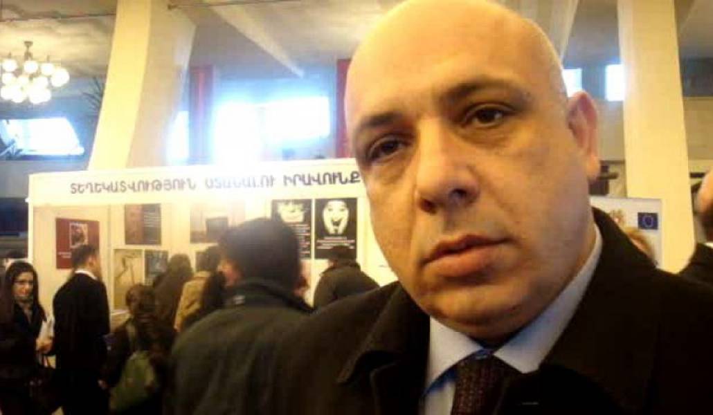 af031be1d4989f3132d299dd18cb8c2c