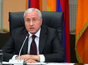 Գյուղնախարարը ներողություն է խնդրում կանանցից