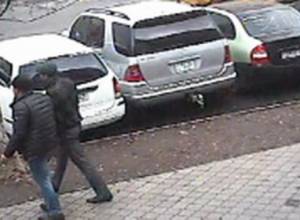 Видеокамера зафиксировала кражу телефонов