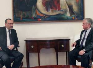 Armenian, Artsakh FMs speak about gross ceasefire  violations on border