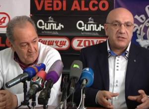 Must physical education teacher transfer the spirit of dance? Debate about including dance in school curriculum