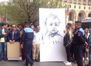 Kardashian's fans make pleasant suprise for her