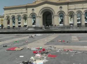 Площадь Республики все еще под "воздействием" концерта SOAD