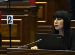 "Если хотите, чтобы головная боль усилилась, выпейте лекарство из наших аптек"